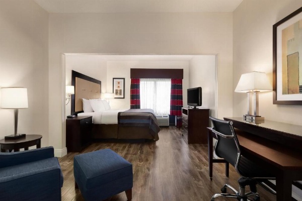 Wingate By Wyndham Montgomery image 41